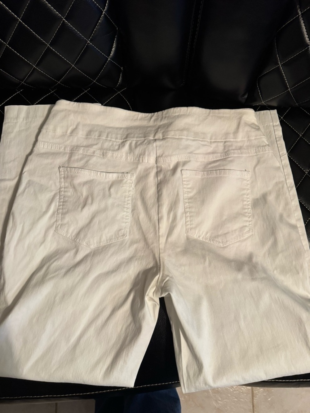 Ruby Rd. Women's White Straight-Leg Pull-On Capris - Picture 3 of 3